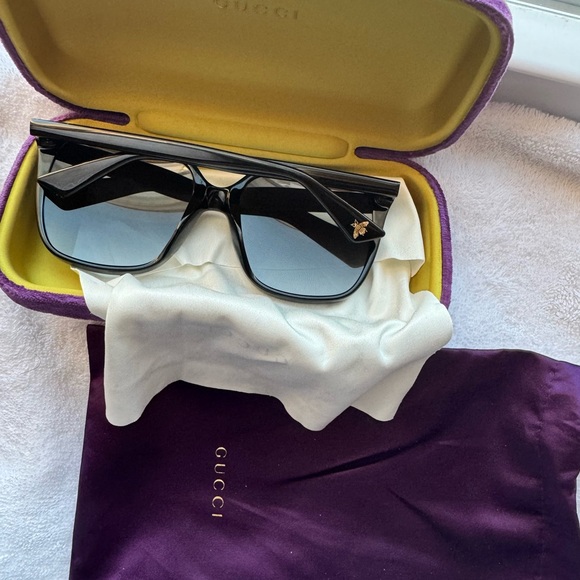 Authentic Gucci glasses - Picture 2 of 5